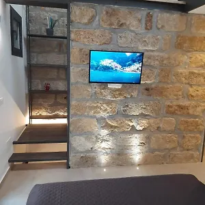  Apartment Le Gemelle Diverse Italy